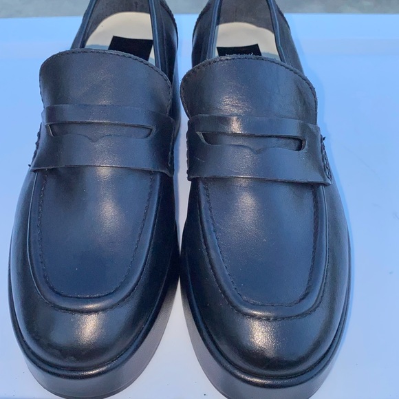 Dolce Vita
Yanni Leather Platform Penny Loafers size 7 - Picture 3 of 5